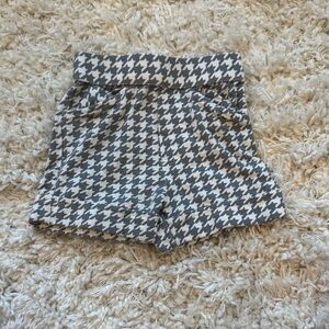 +KATE QUINN+ Houndstooth Baby Shorts